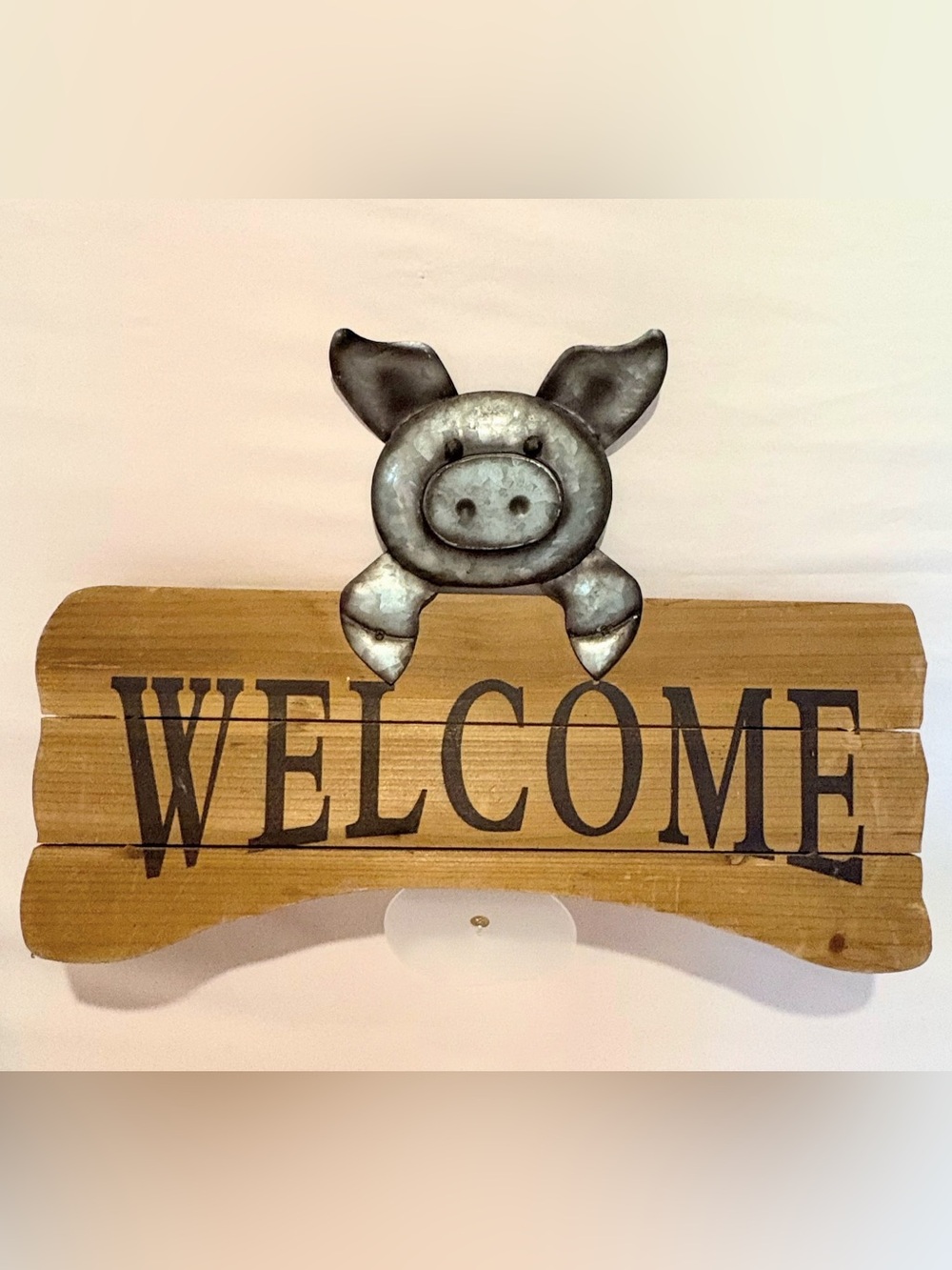 Rustic Farmhouse Pig Welcome Sign